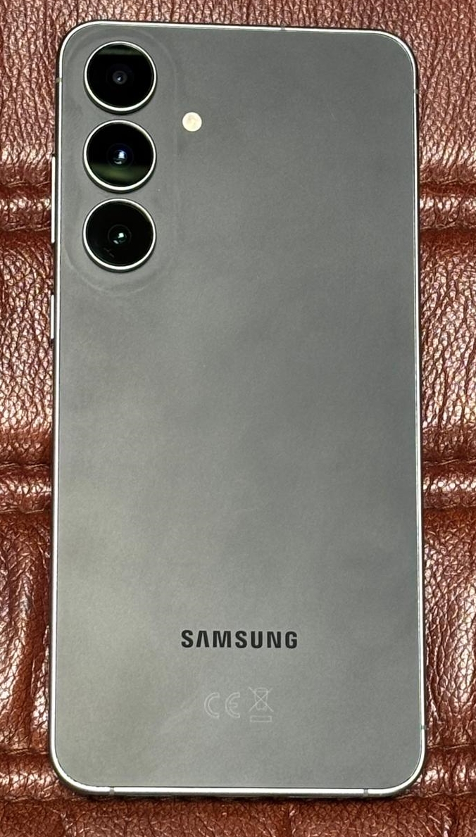 Samsung S25 FE, 8GB RAM, 128GB, Jetblack ca nou, garantie - imagine 2