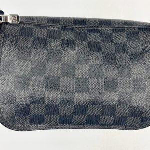 Alternative view of geantă originala de toaletă Louis Vuitton Damier Graphite
