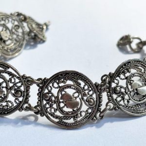 brățară vintage din argint lucrată în stil filigran stil oriental