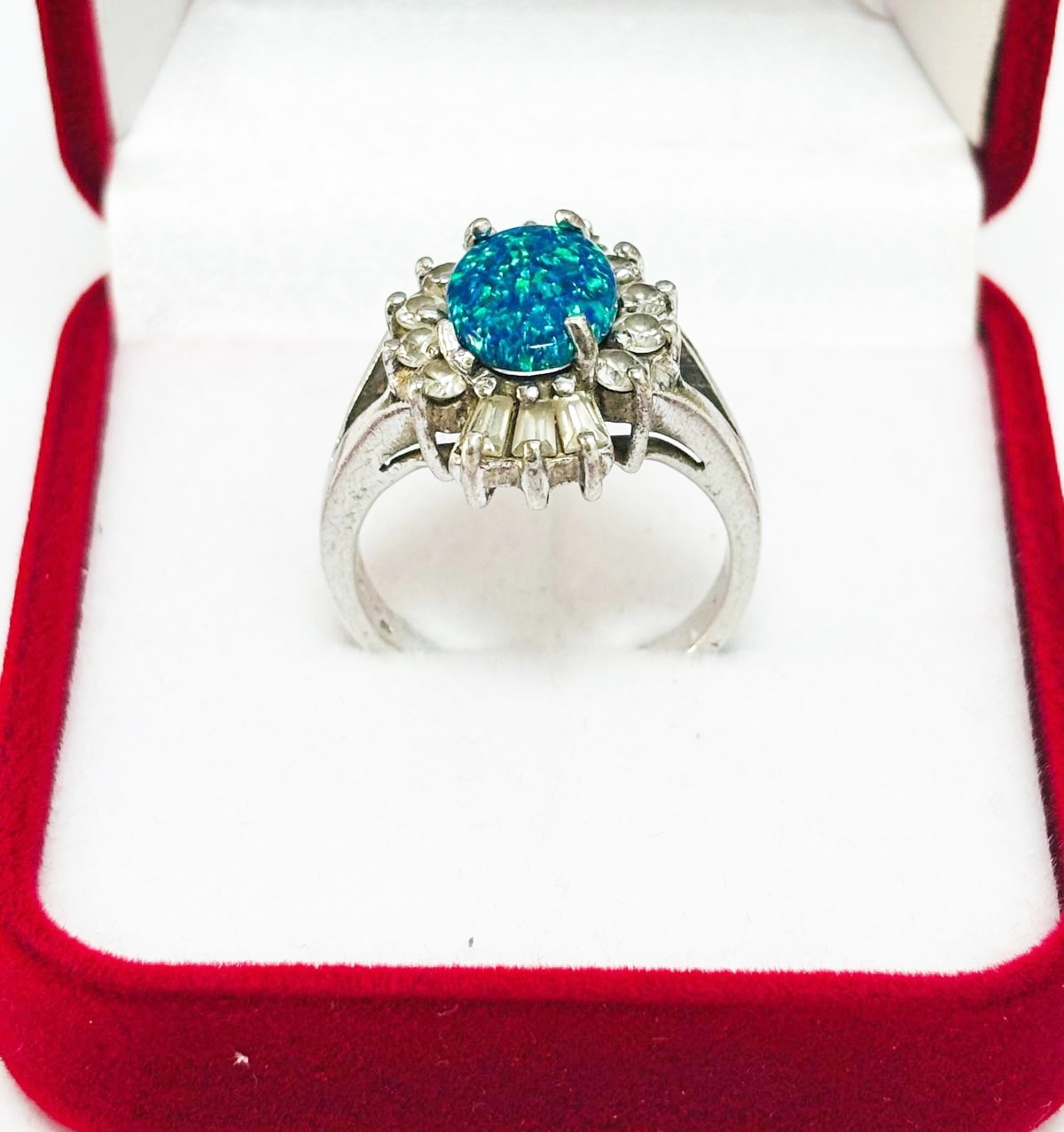 Inel din argint 925 cu opal japonez si cubic zirconia