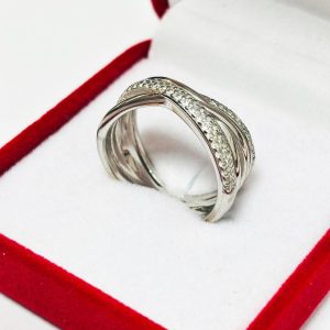Alternative view of inel Pandora din argint 925 cu benzi împletite si zirconiu cubic